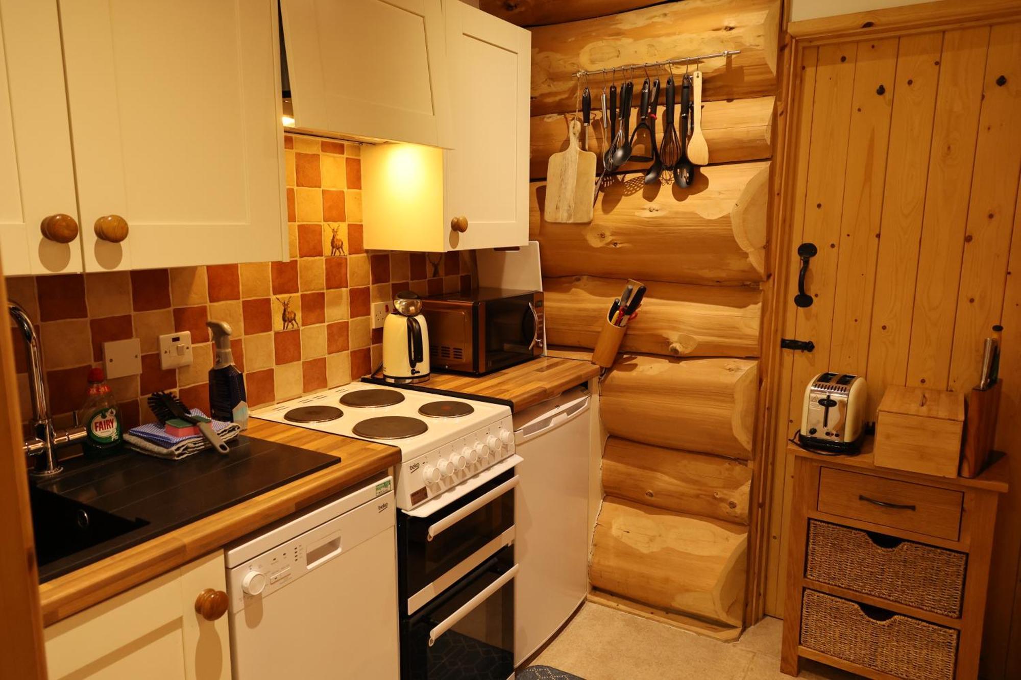 Villa Badger'S Wood At Hoo Farm à Telford Extérieur photo